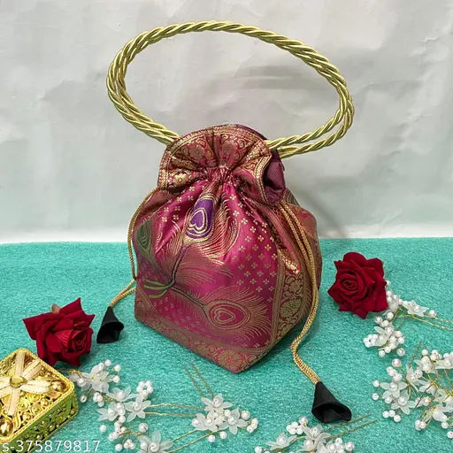 Exquisite Wedding pouchs for Elegant Occasions